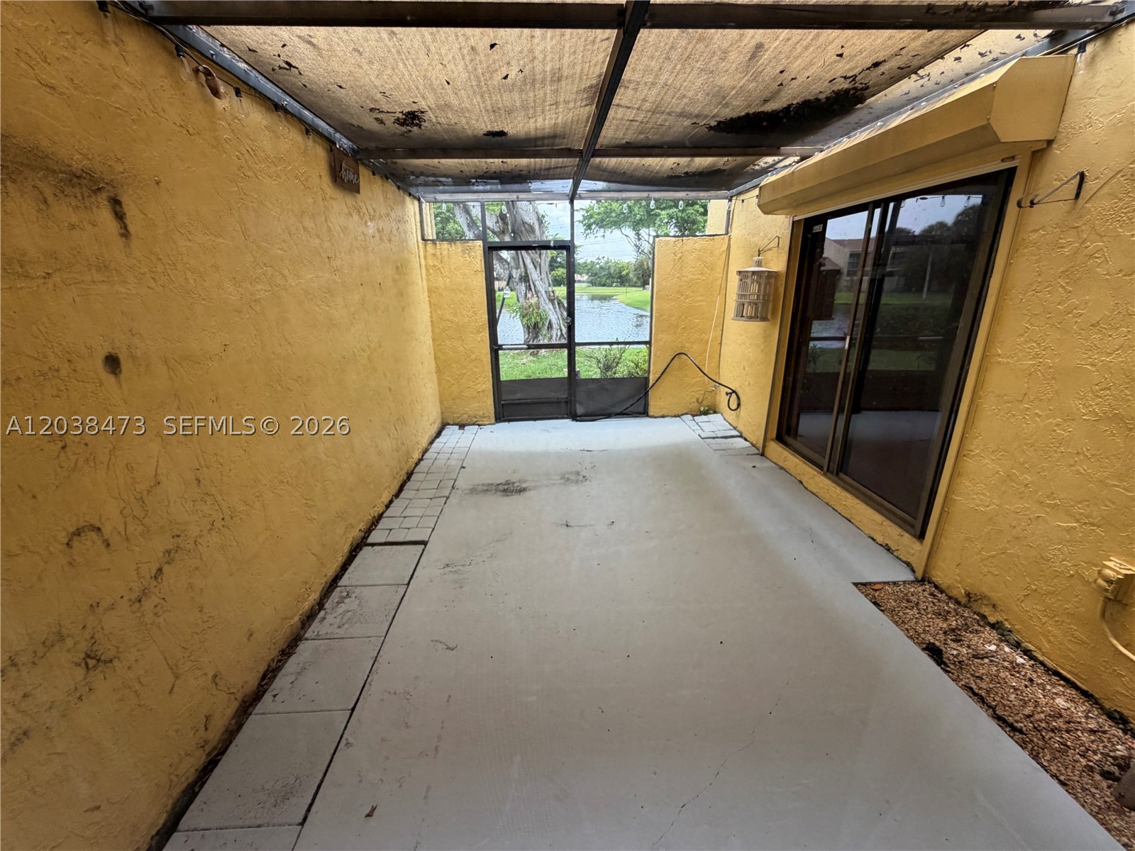WESTVIEW CONDOMINIUM NO F - Residential Lease