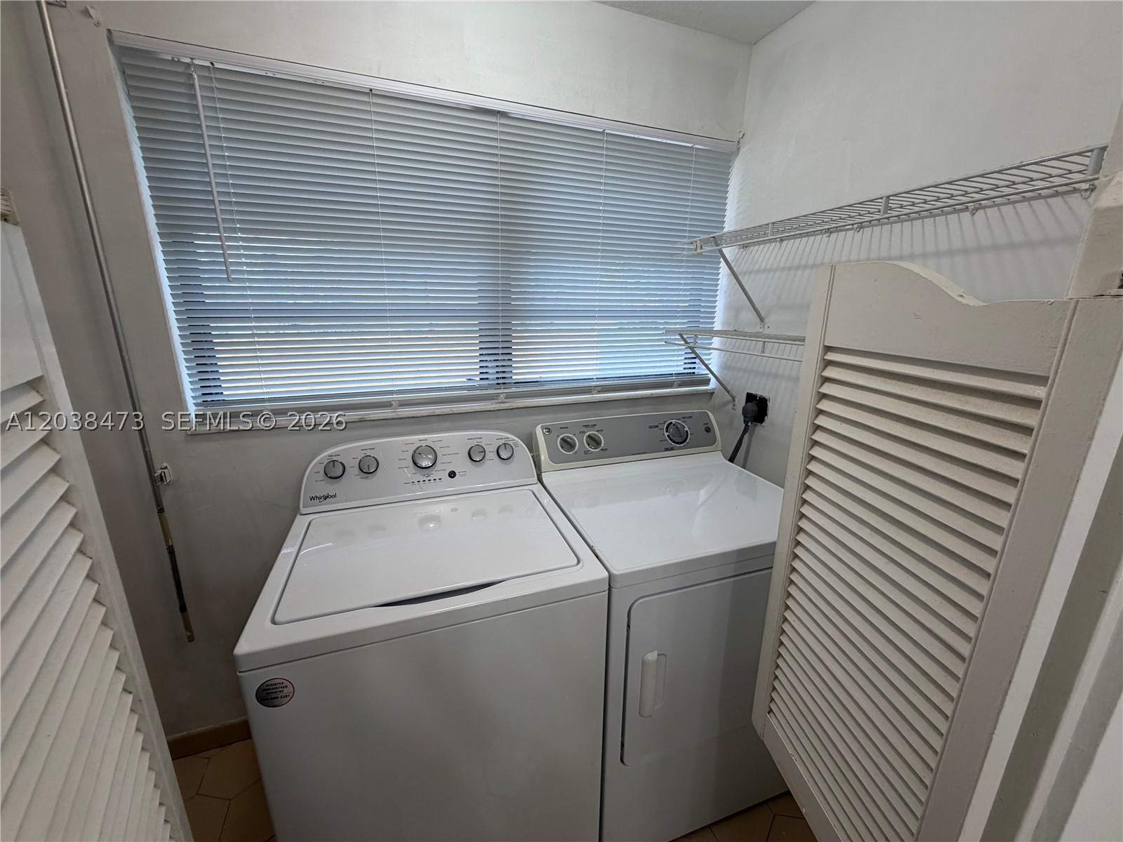 WESTVIEW CONDOMINIUM NO F - Residential Lease