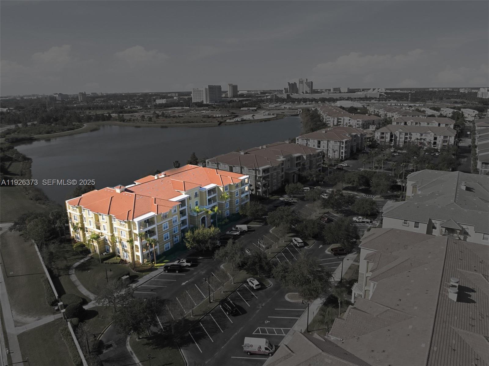 VISTA CAY/HARBOR SQUARE PH - Residential