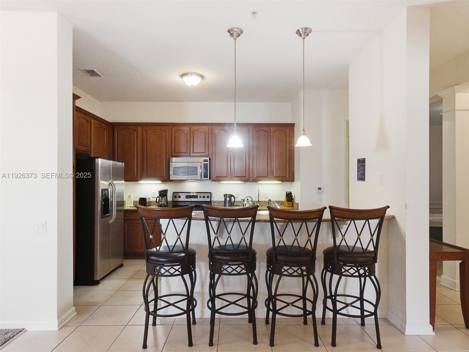 VISTA CAY/HARBOR SQUARE PH - Residential