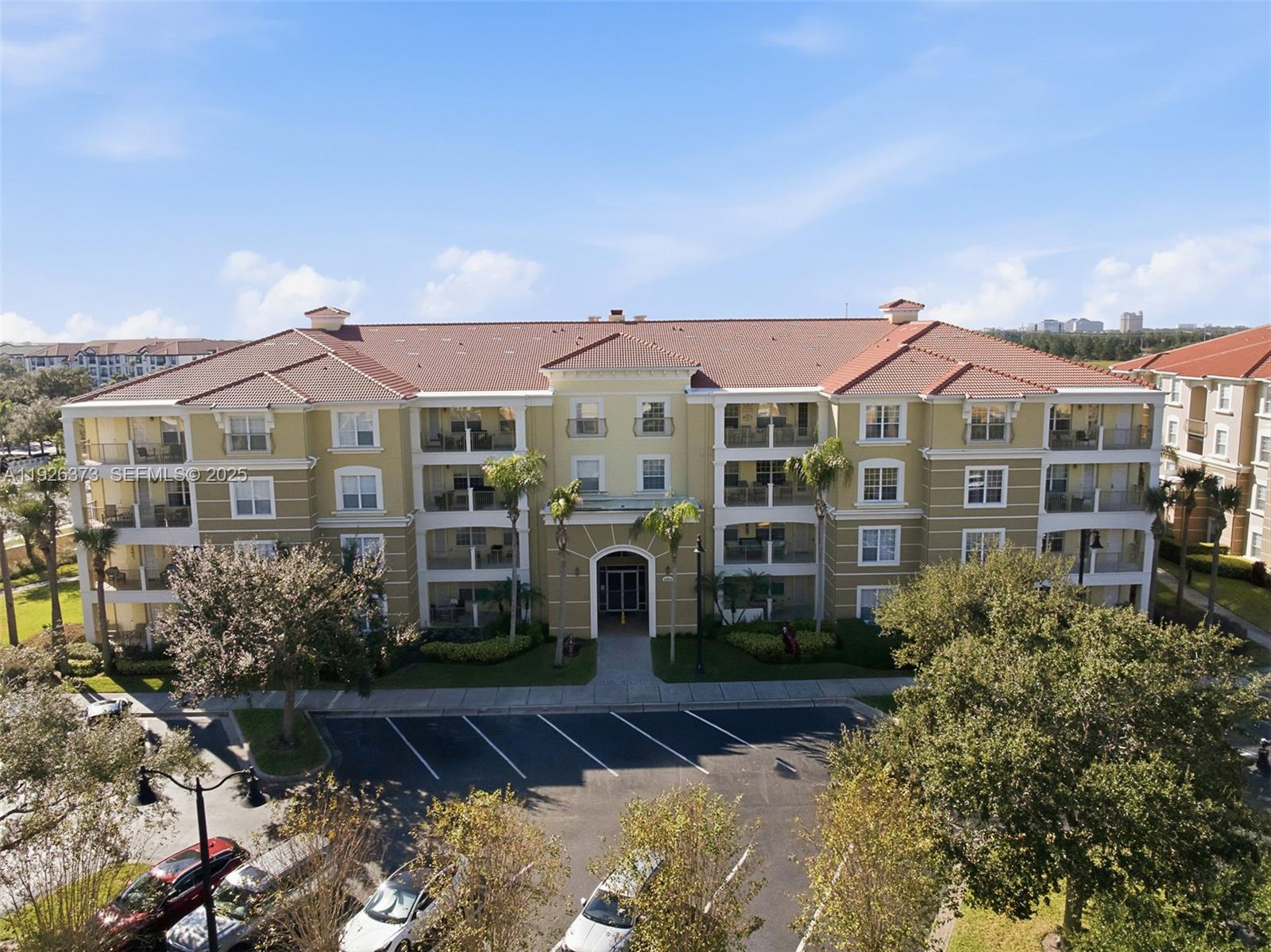 VISTA CAY/HARBOR SQUARE PH - Residential