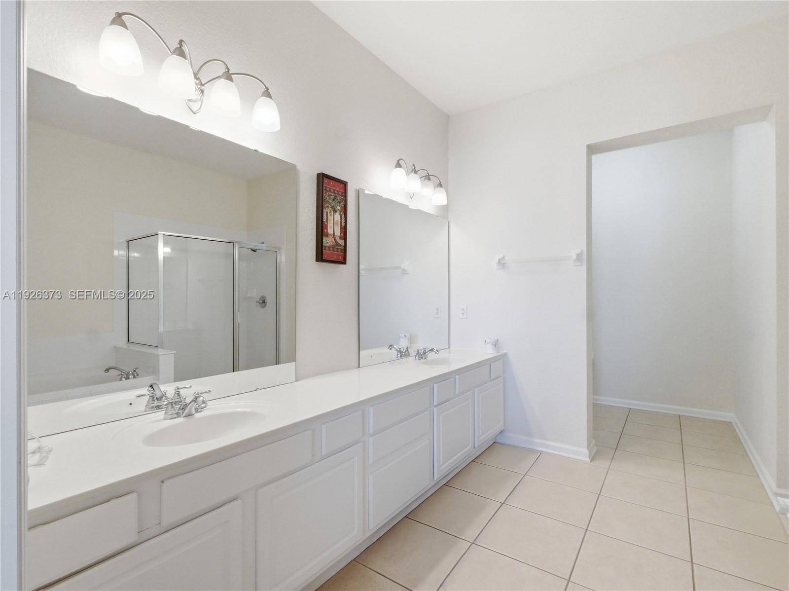 VISTA CAY/HARBOR SQUARE PH - Residential