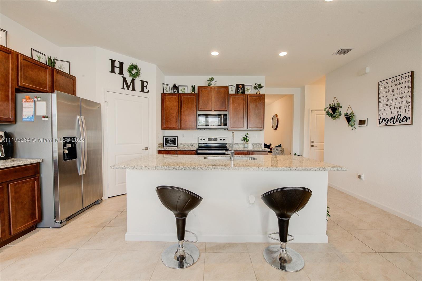 A H AT TURNPIKE SOUTH SEC - Residential