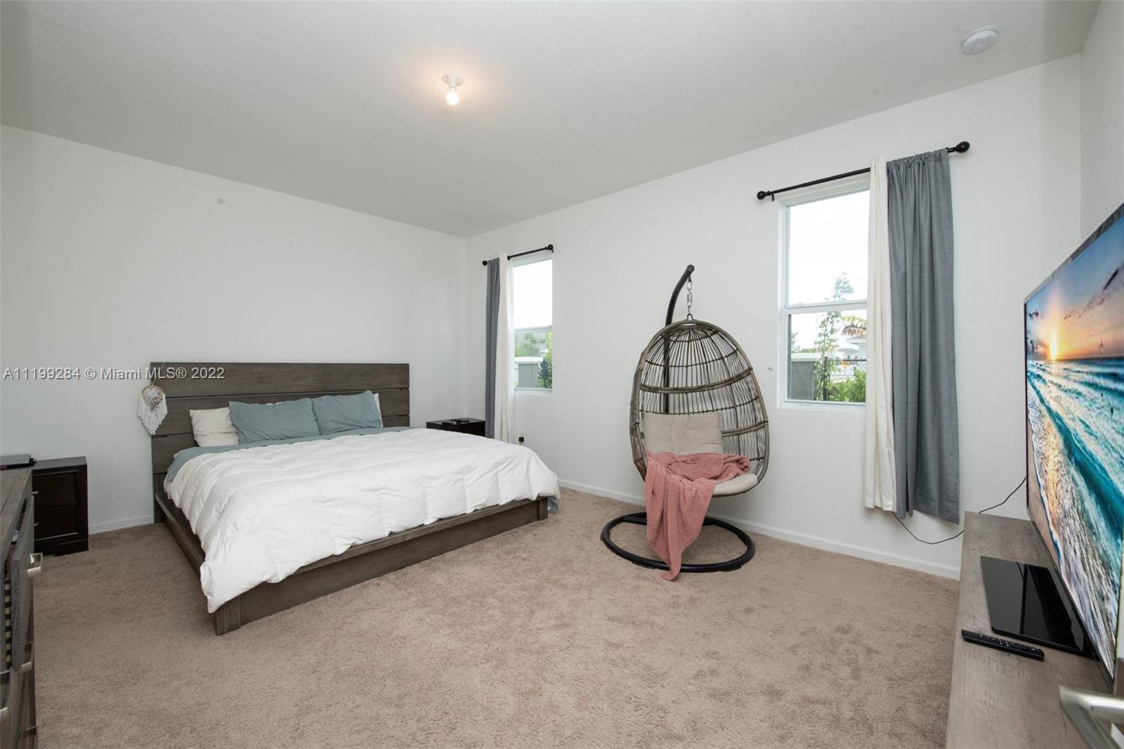 A H AT TURNPIKE SOUTH SEC - Residential