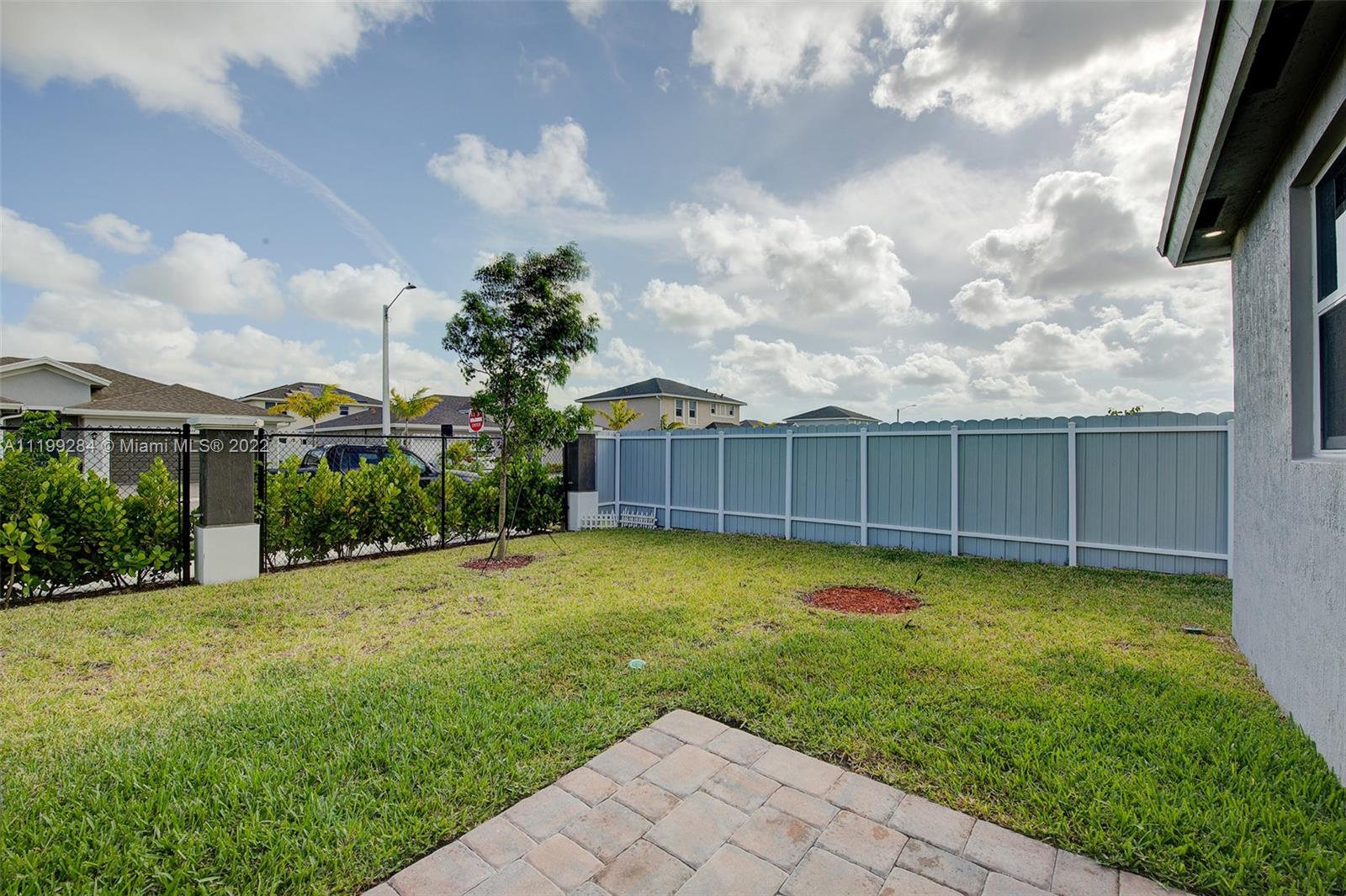 A H AT TURNPIKE SOUTH SEC - Residential