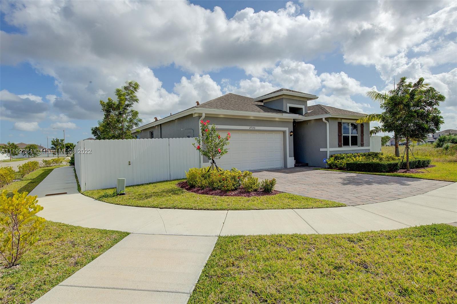 A H AT TURNPIKE SOUTH SEC - Residential