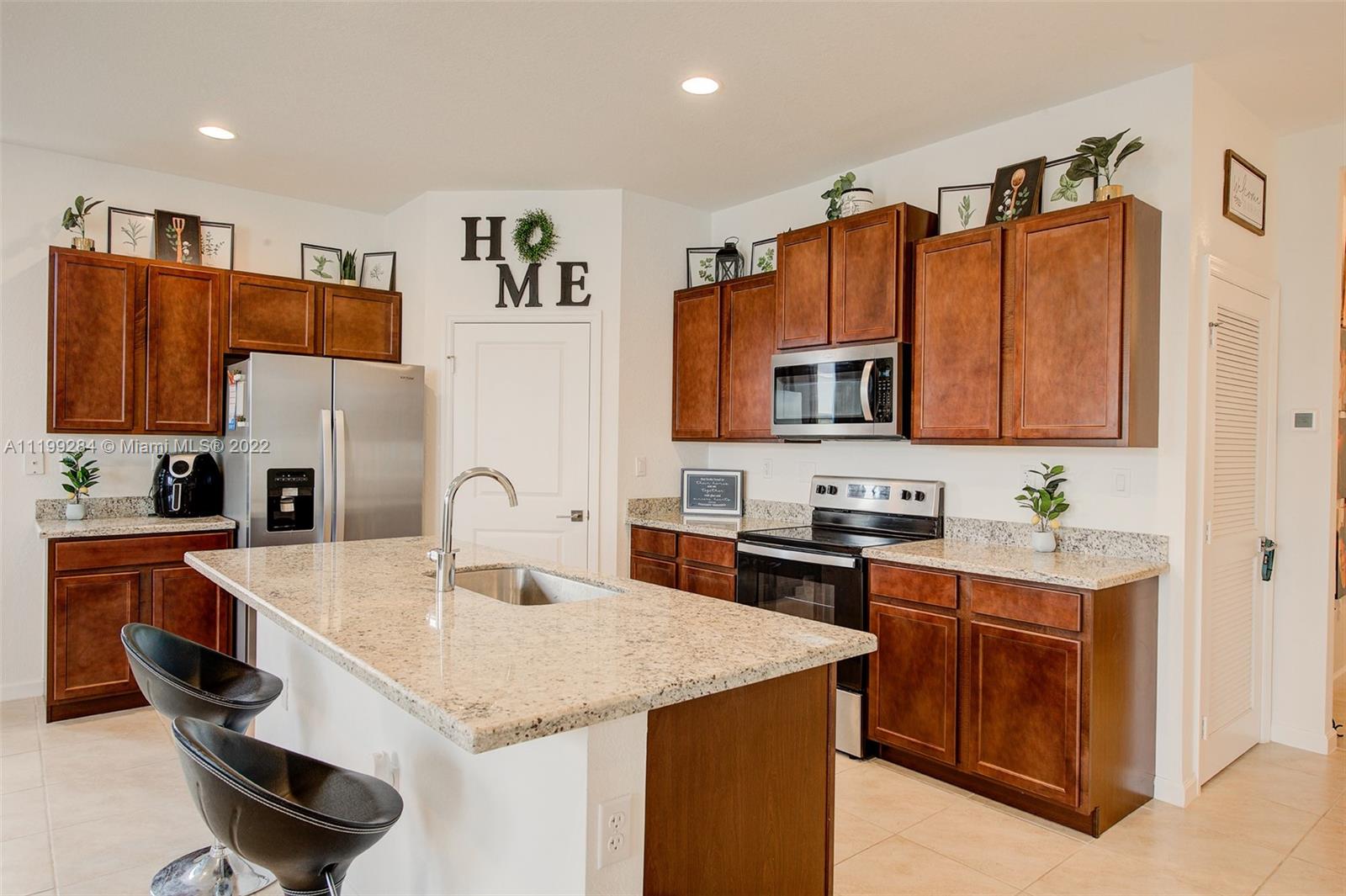 A H AT TURNPIKE SOUTH SEC - Residential