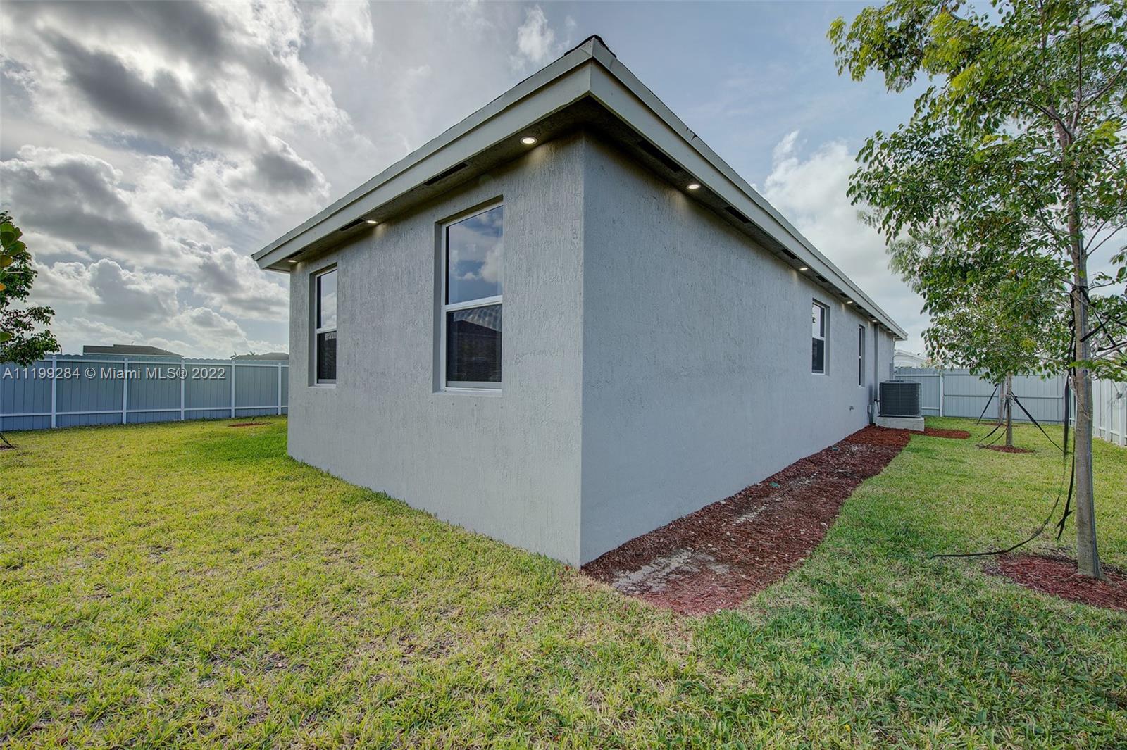 A H AT TURNPIKE SOUTH SEC - Residential