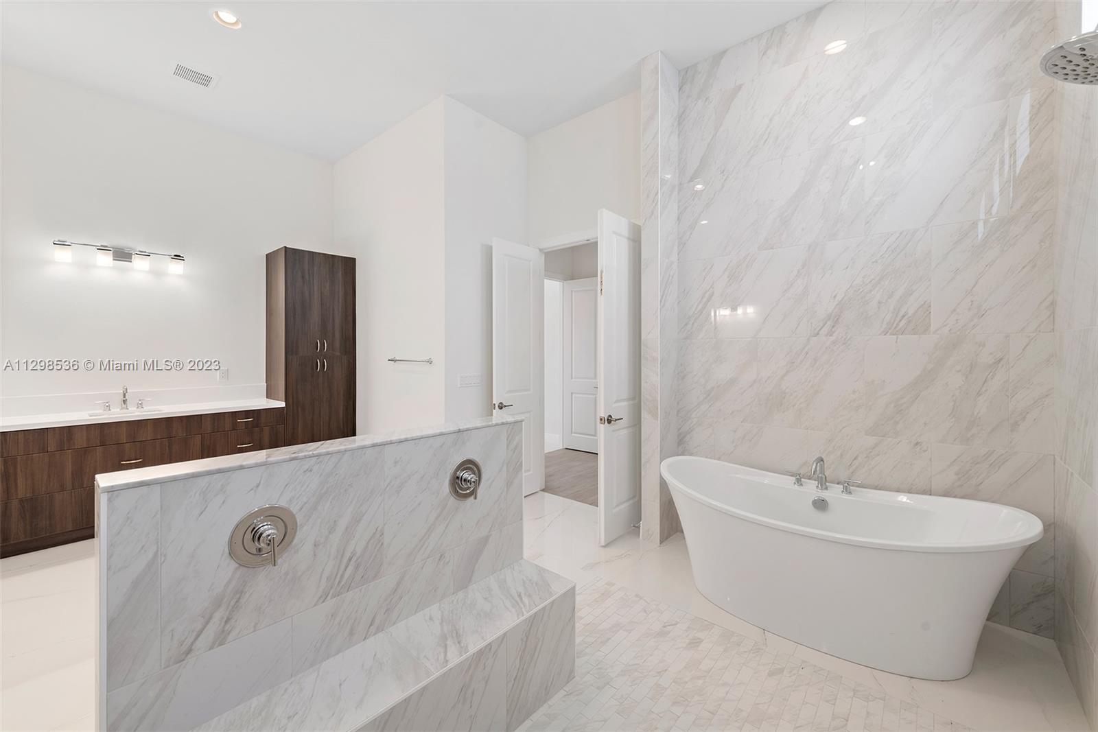 FLAMINGO RANCH ESTATES - Residential