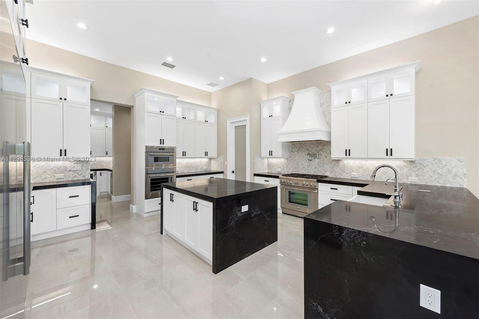 FLAMINGO RANCH ESTATES - Residential