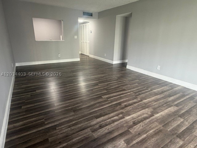 RAMBLEWOOD EAST CONDO - Residential