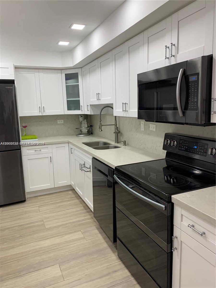 DELVISTA TOWERS CONDO TOW - Residential Lease