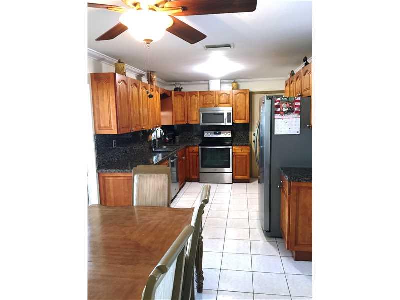 FLAMINGO MANORS 46-35 B - Residential