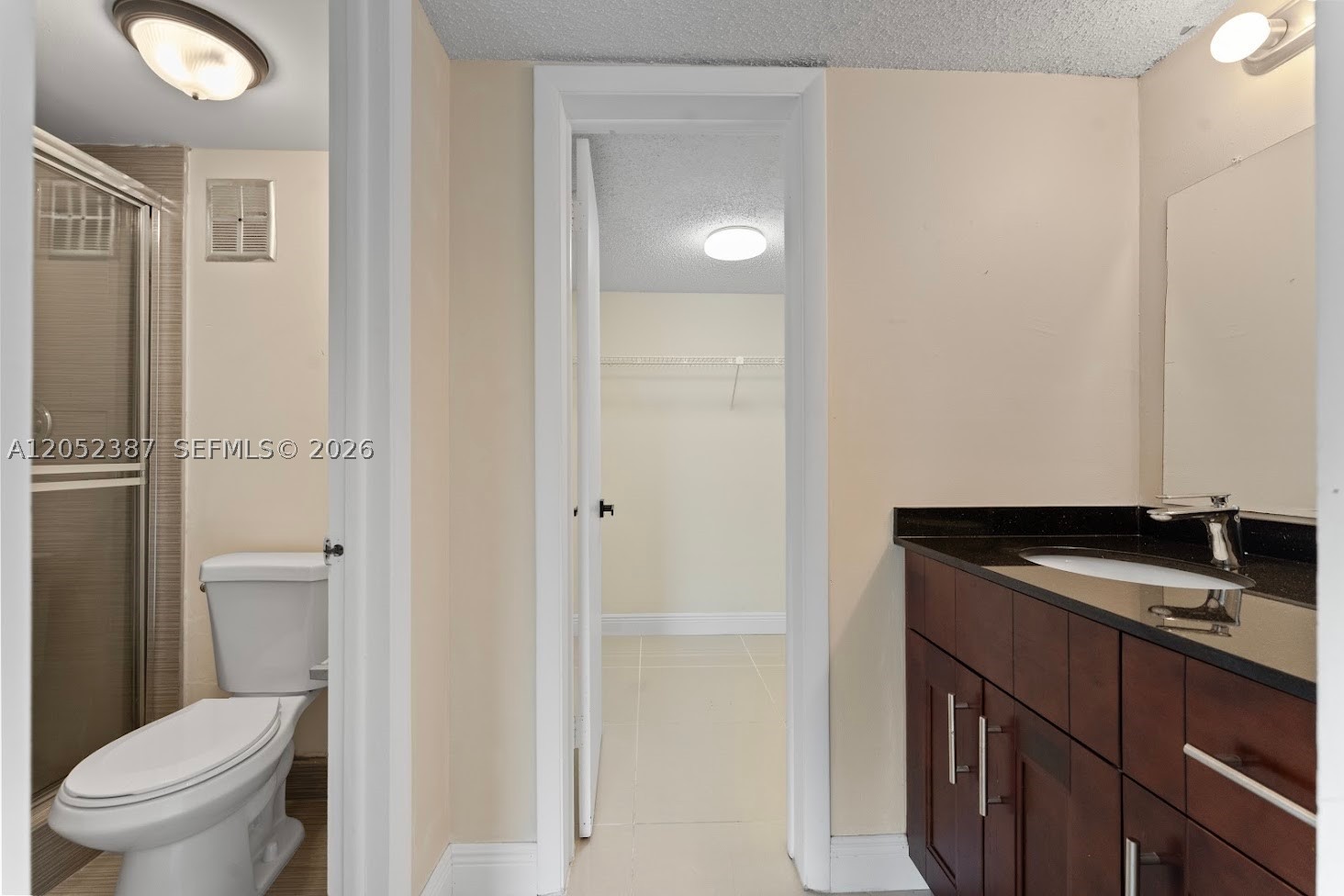 LAGO WEST CONDOMINIUM - Residential Lease