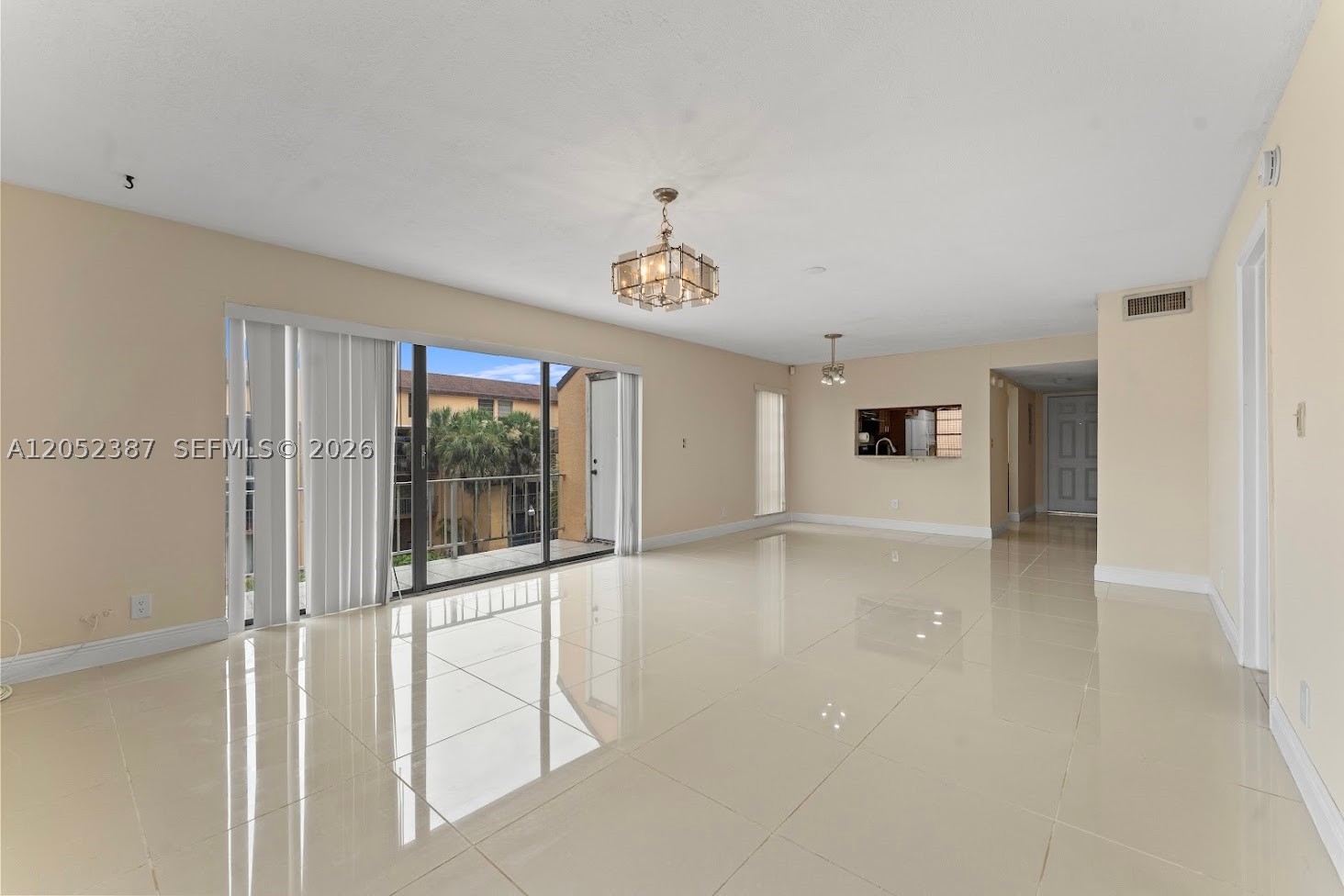 LAGO WEST CONDOMINIUM - Residential Lease