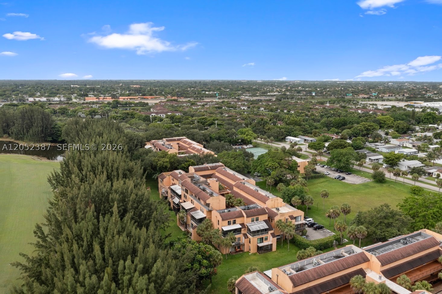 LAGO WEST CONDOMINIUM - Residential Lease