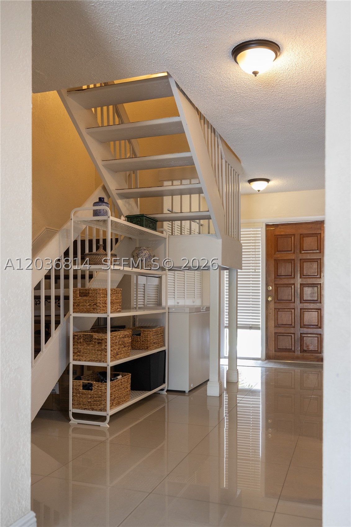 TAMIAMI LAKES TOWNHOUSES - Residential Lease