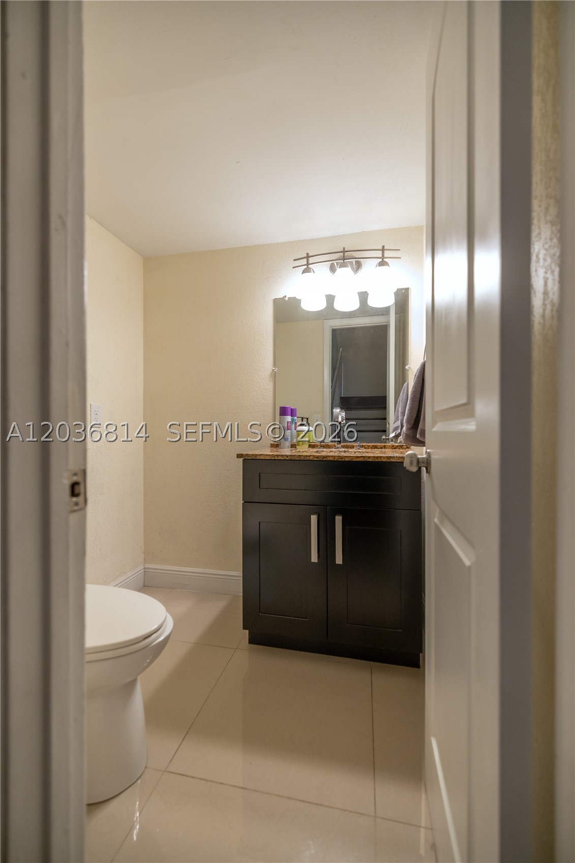 TAMIAMI LAKES TOWNHOUSES - Residential Lease