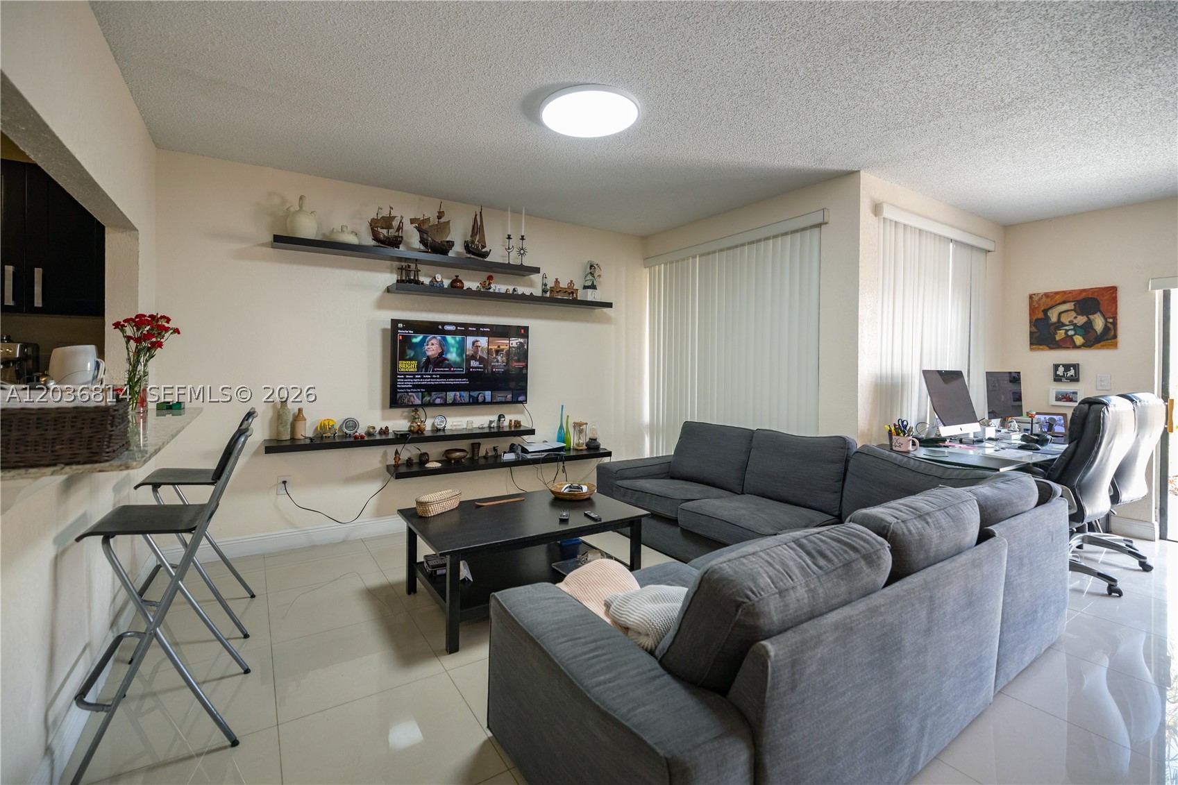 TAMIAMI LAKES TOWNHOUSES - Residential Lease