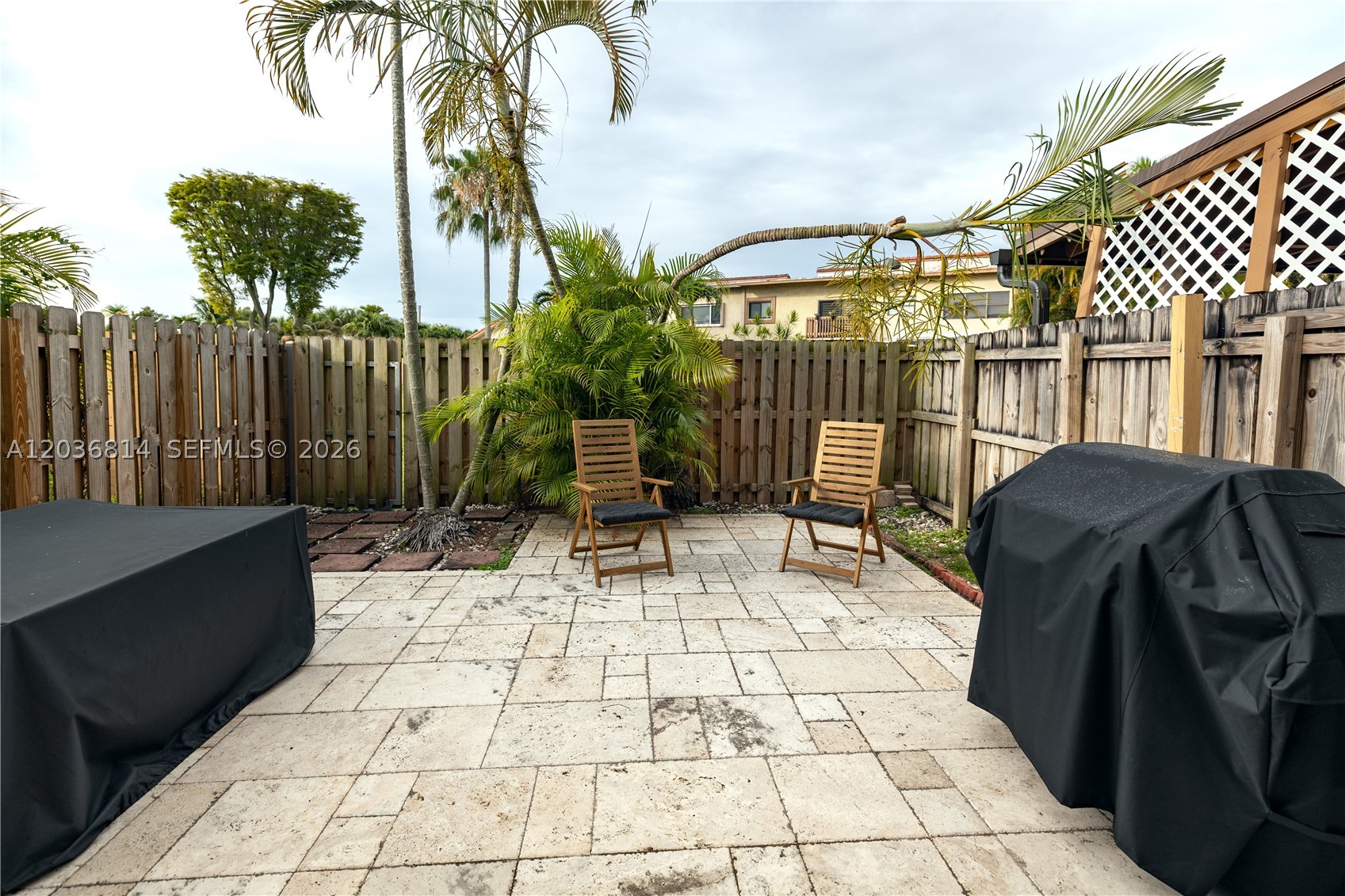TAMIAMI LAKES TOWNHOUSES - Residential Lease