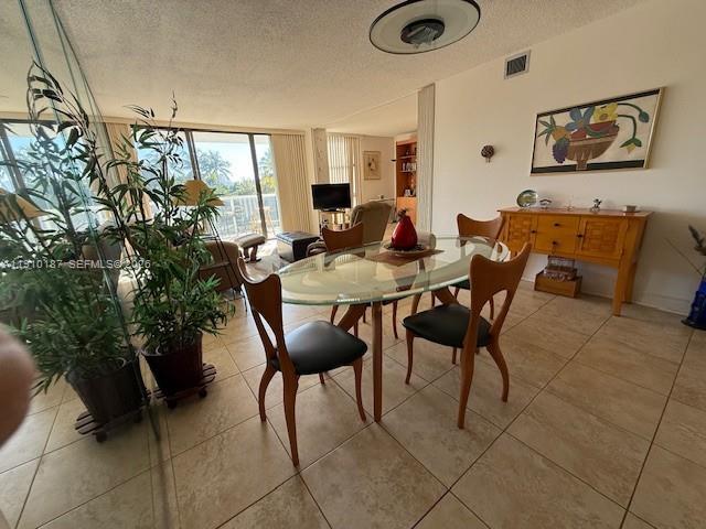 AVENTURA EL DORADO CONDO - Residential