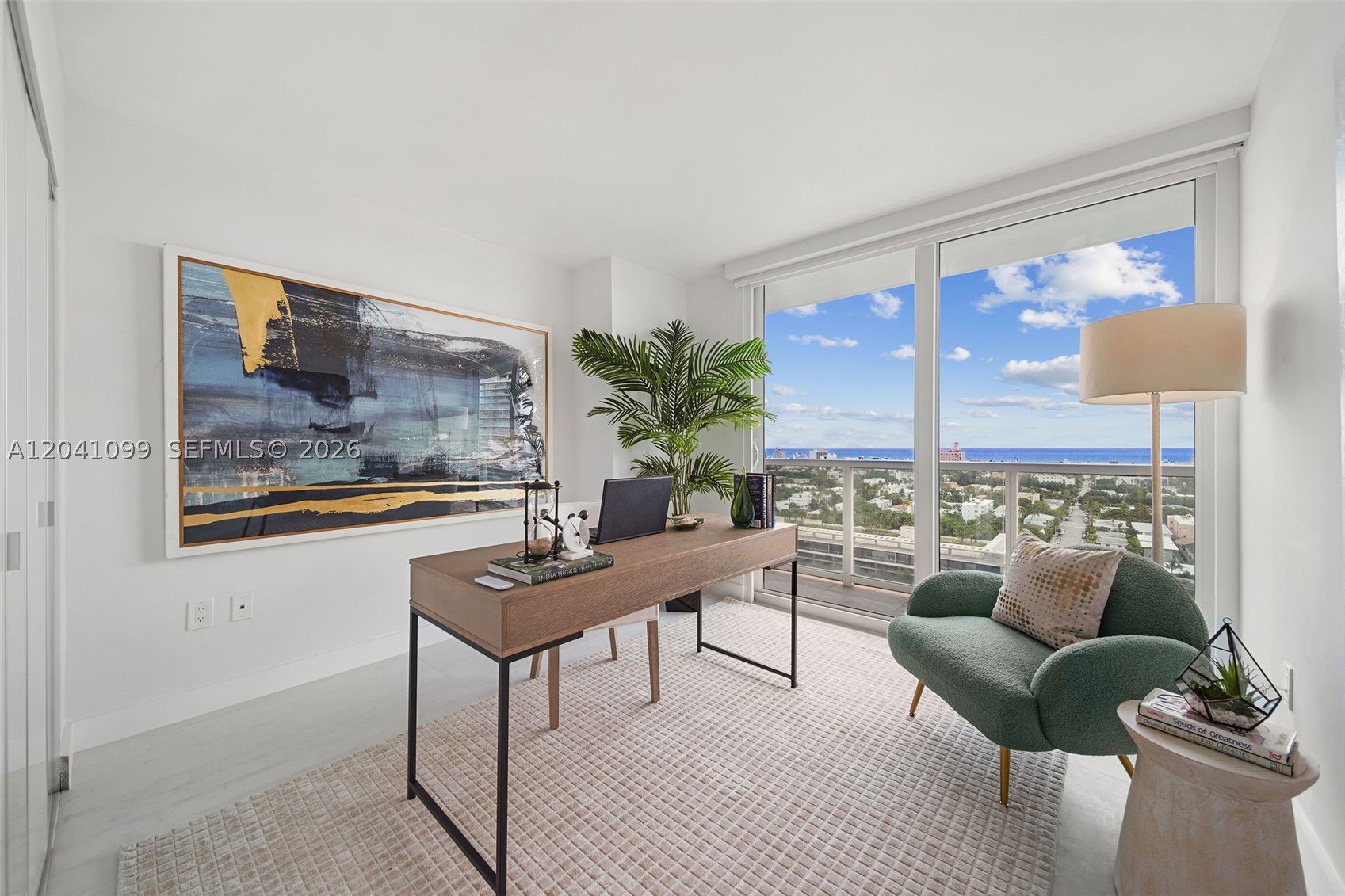 THE FLORIDIAN CONDO - Residential Lease