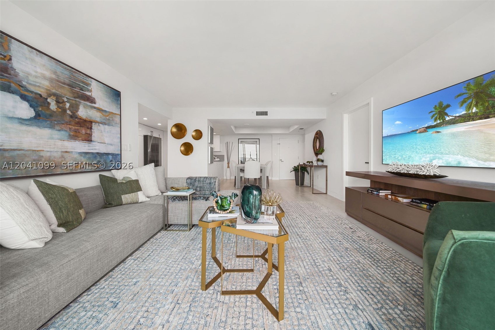 THE FLORIDIAN CONDO - Residential Lease