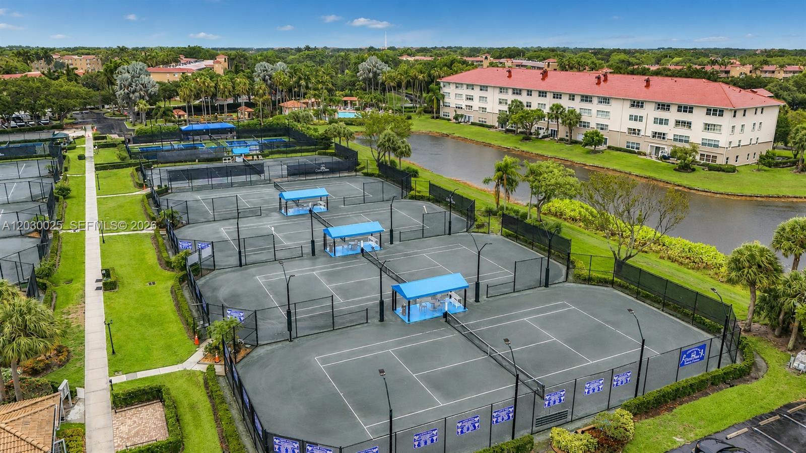CORAL LAKES V - Residential