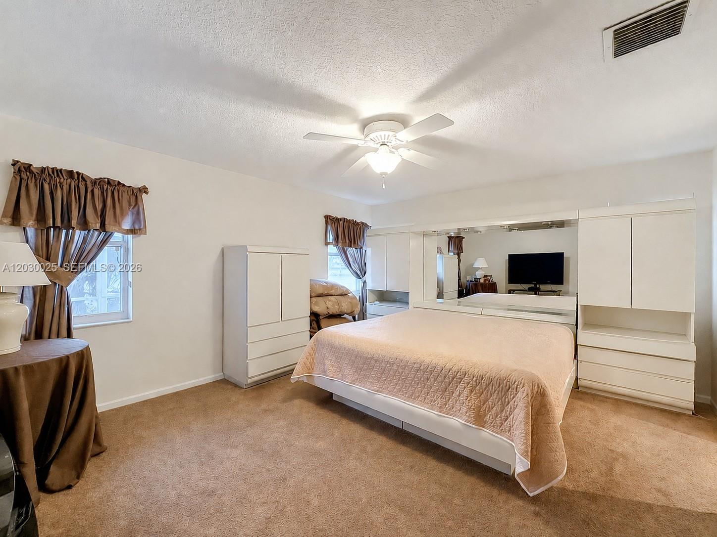 CORAL LAKES V - Residential