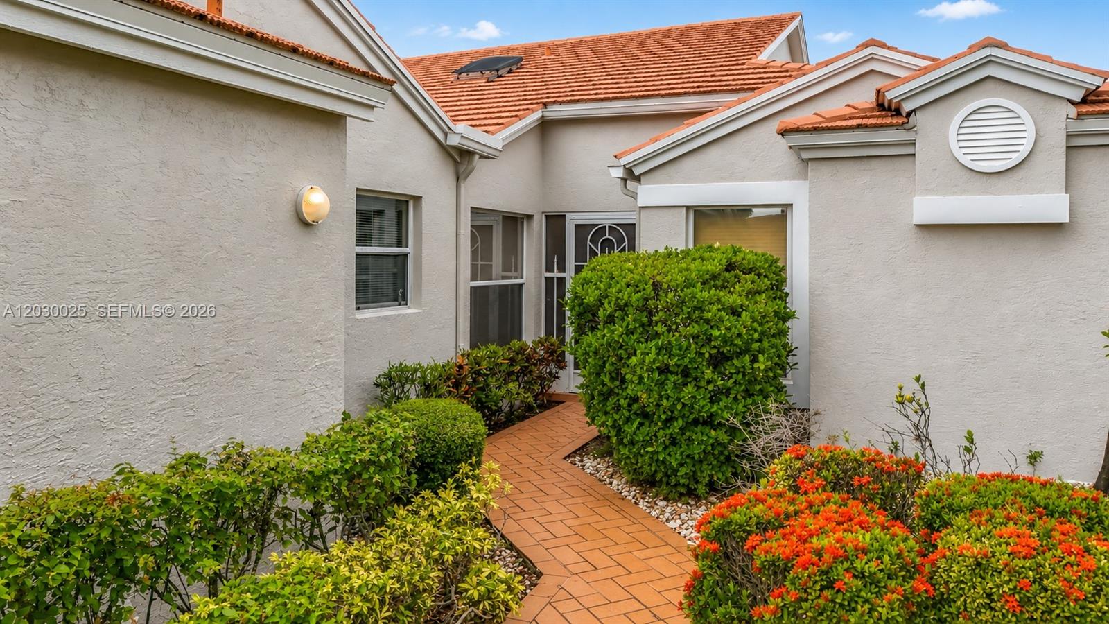 CORAL LAKES V - Residential