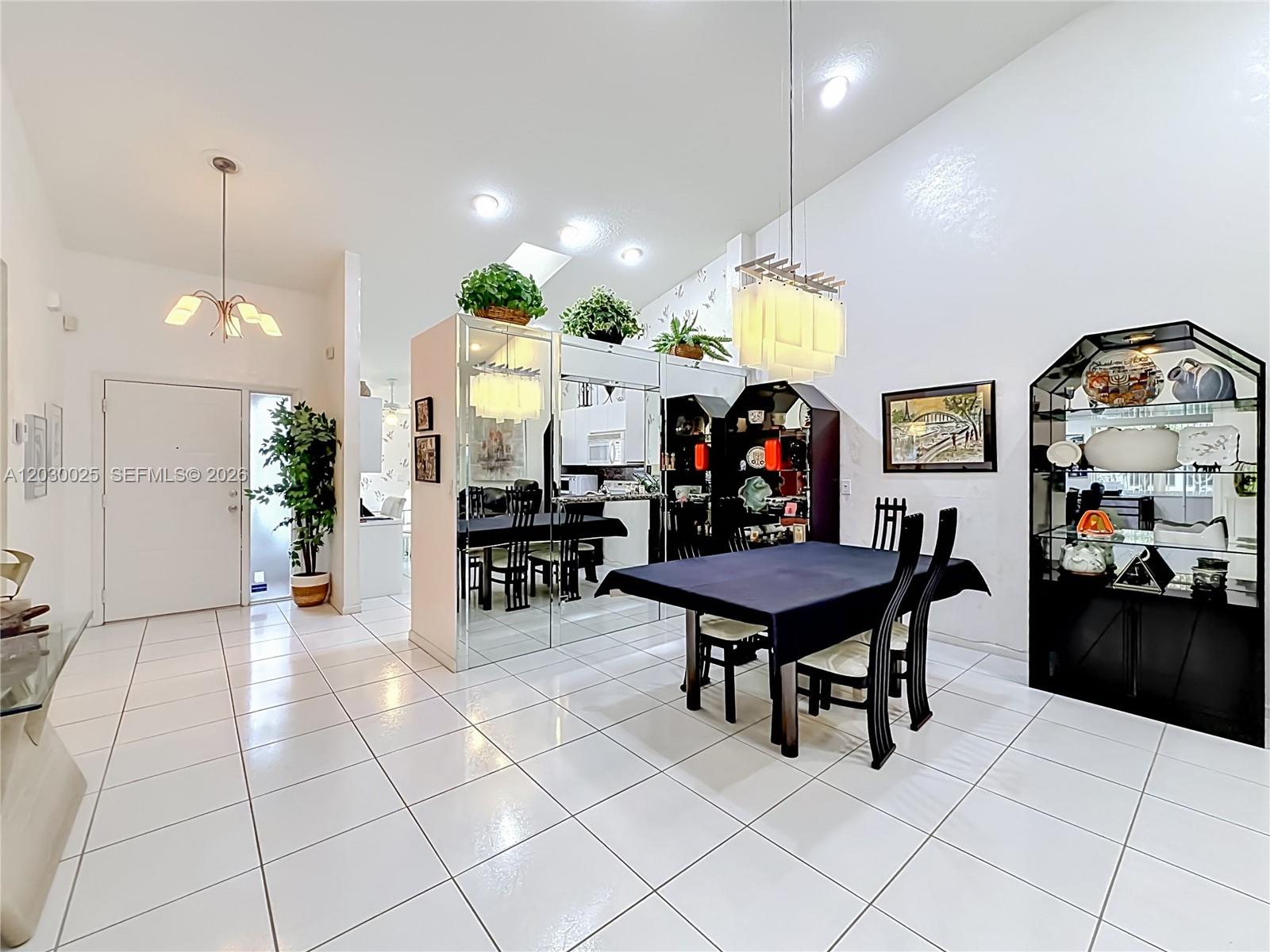CORAL LAKES V - Residential
