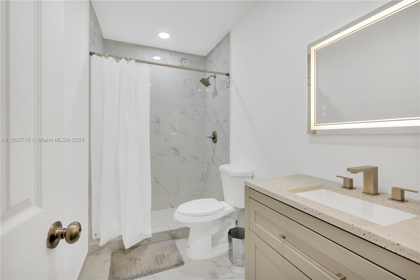CAMELOT TWO CONDO - Residential