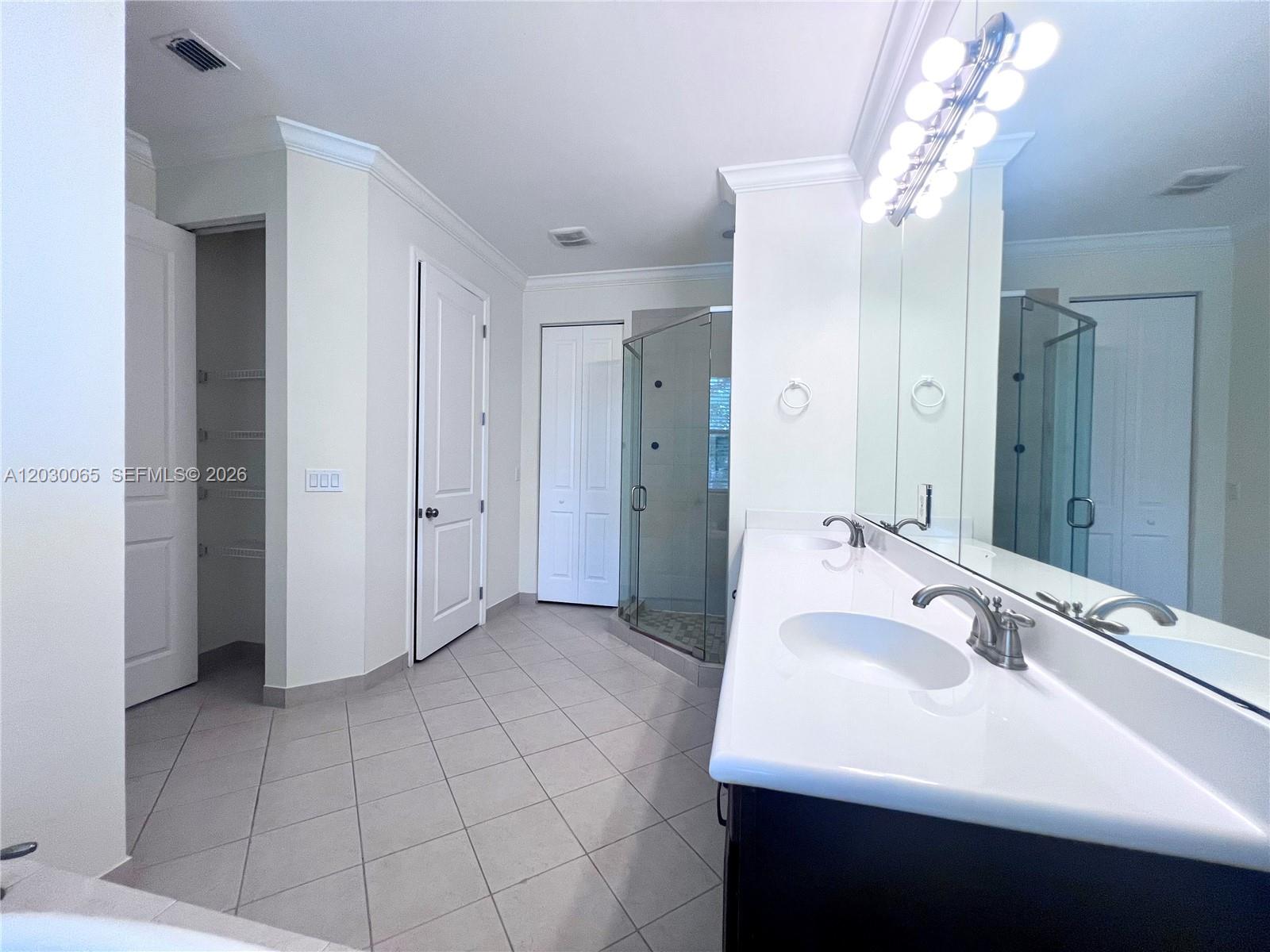 Artesia - Residential Lease