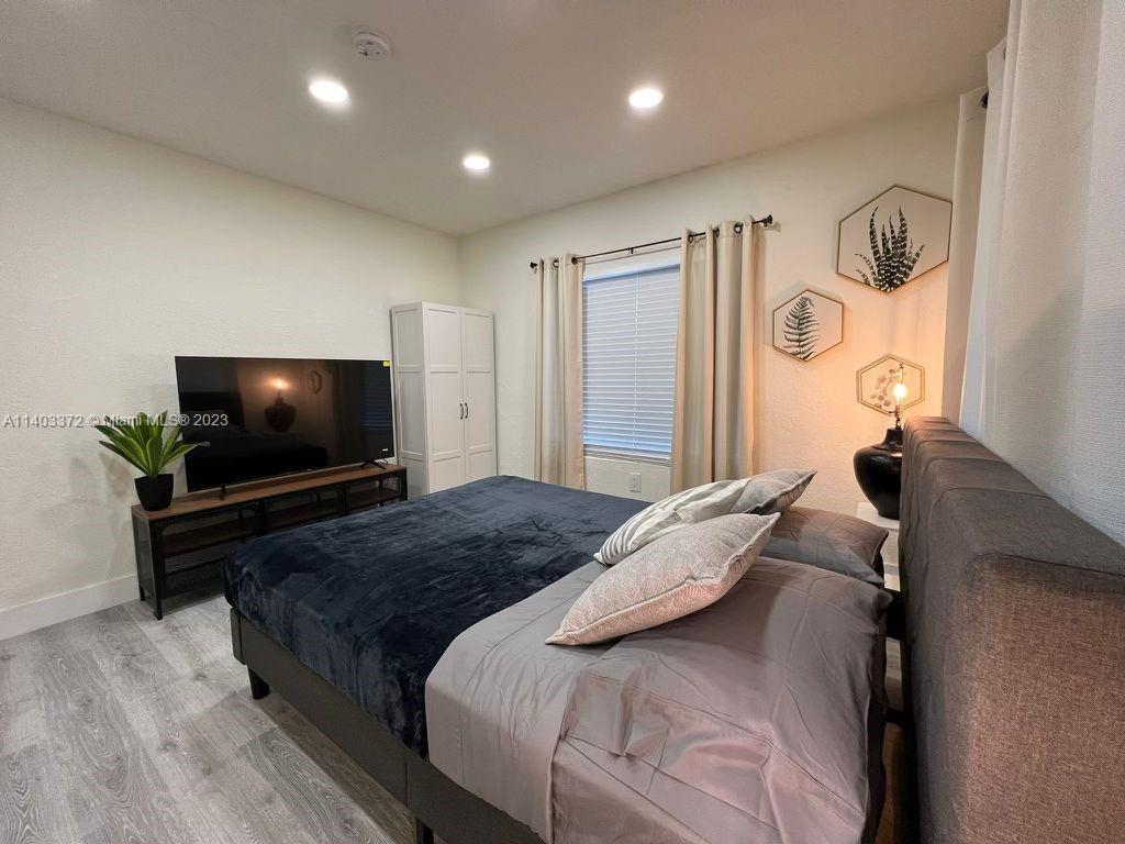 DUPONT ADDN - Residential Income