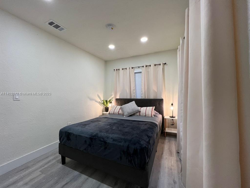 DUPONT ADDN - Residential Income