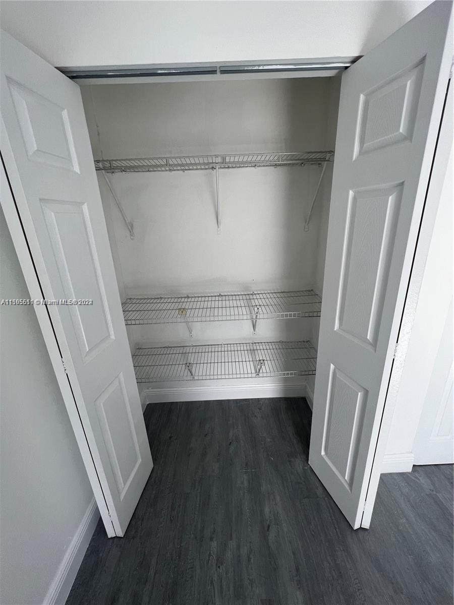 BRISAS DEL LAGO CONDO - Residential