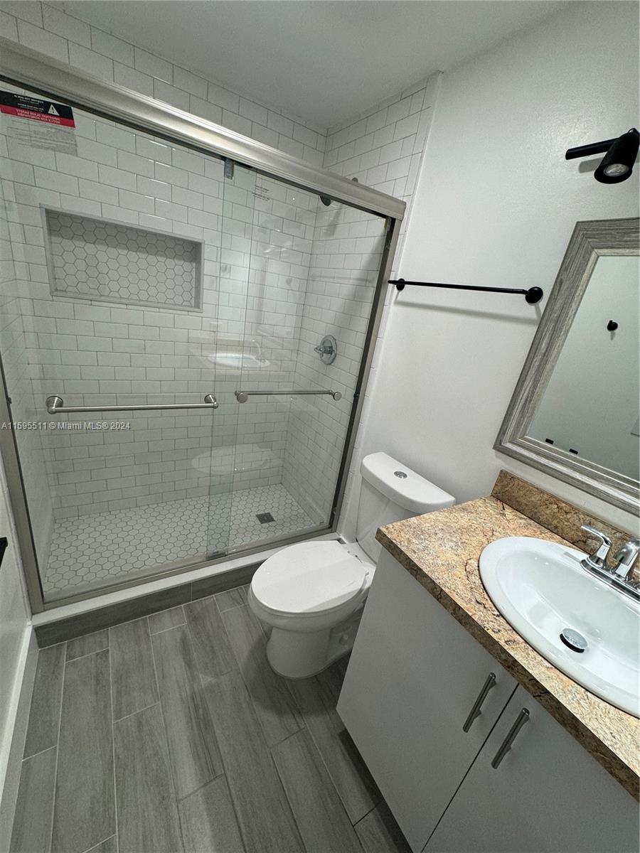 BRISAS DEL LAGO CONDO - Residential