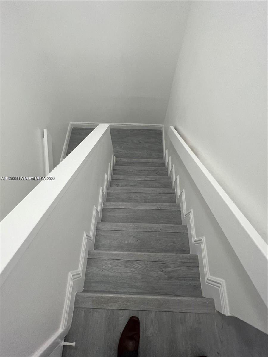 BRISAS DEL LAGO CONDO - Residential