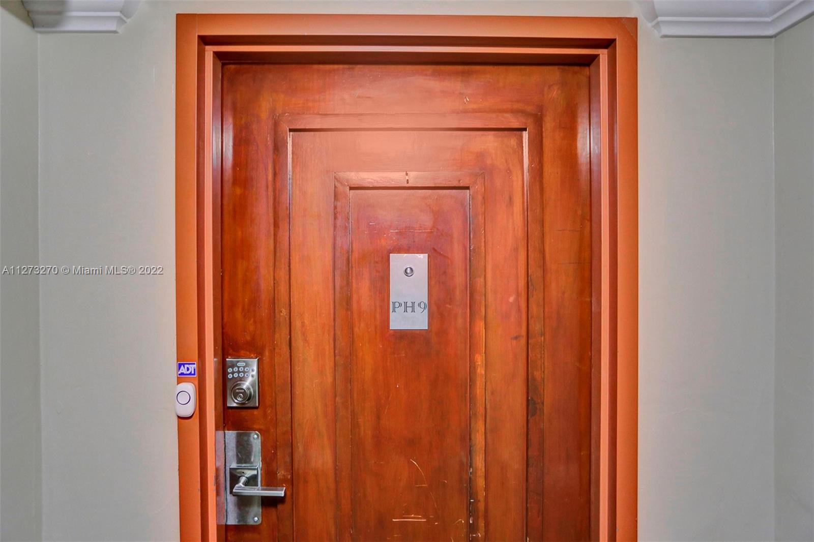 COCO WOOD CONDO - Residential