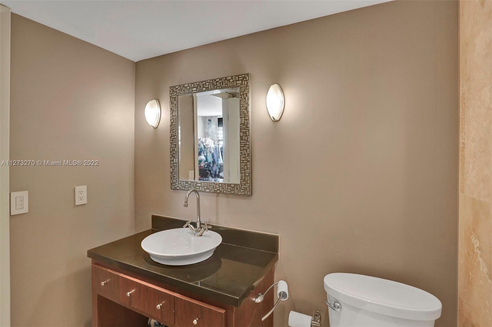 COCO WOOD CONDO - Residential