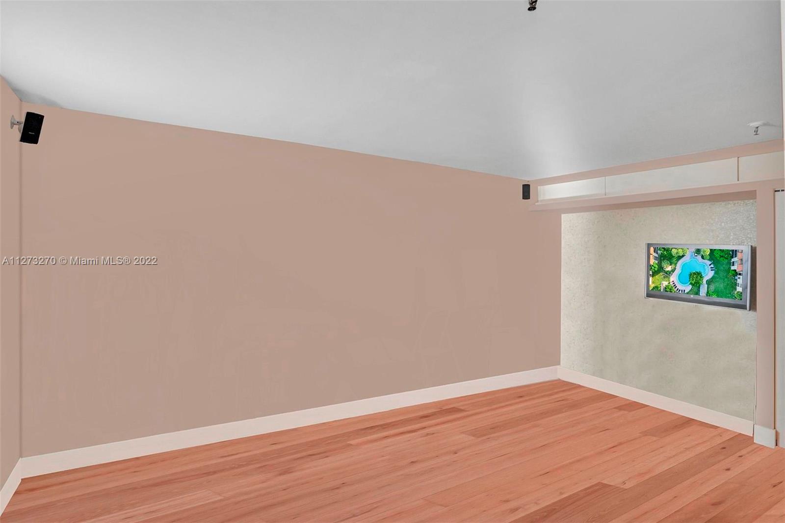 COCO WOOD CONDO - Residential