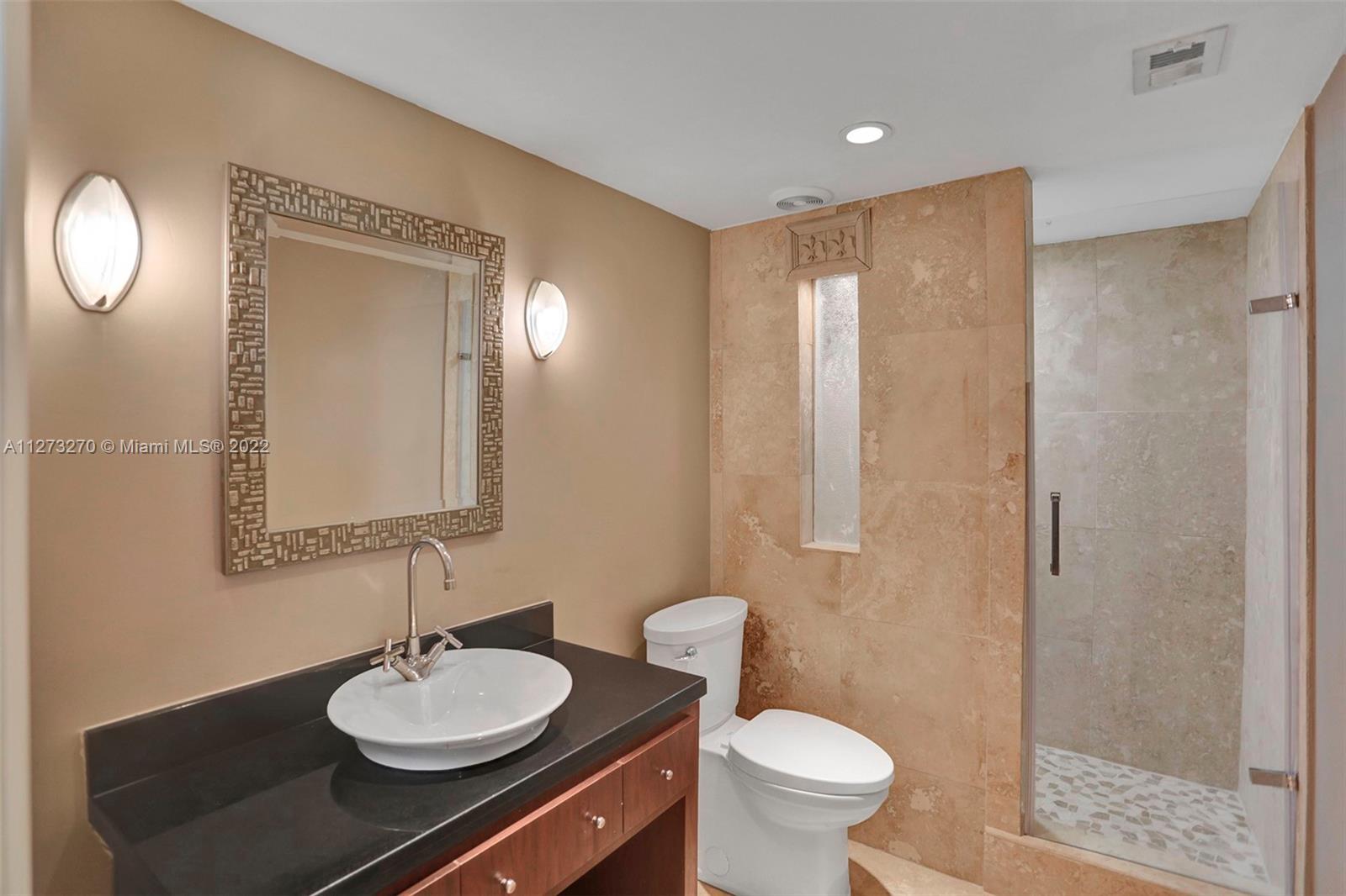 COCO WOOD CONDO - Residential
