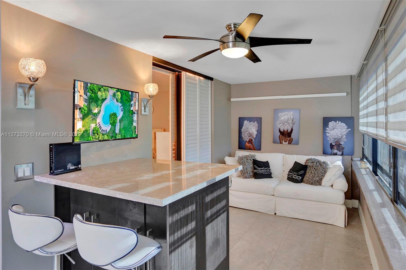 COCO WOOD CONDO - Residential