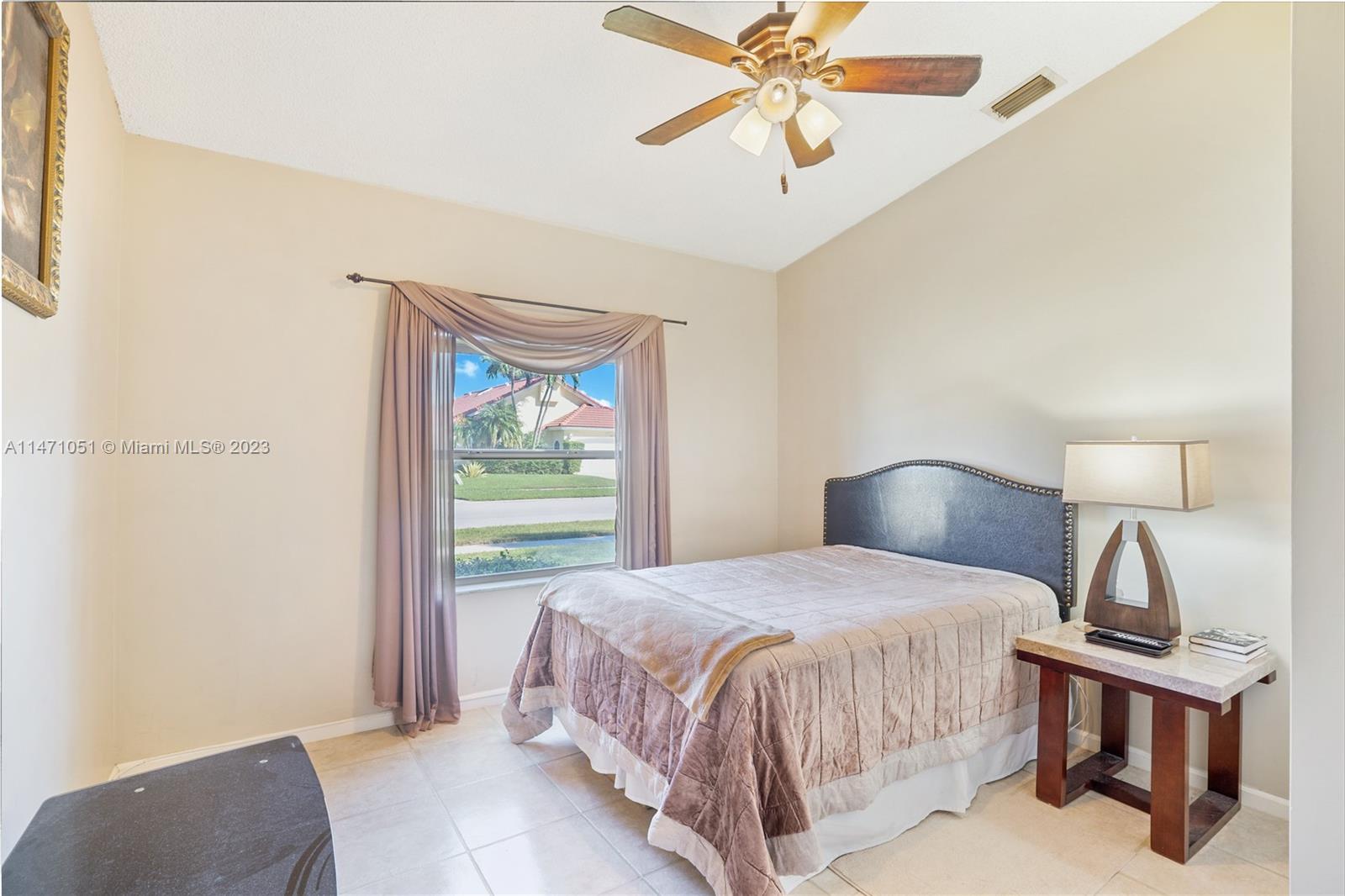 PIPERS GLEN A-3 - Residential