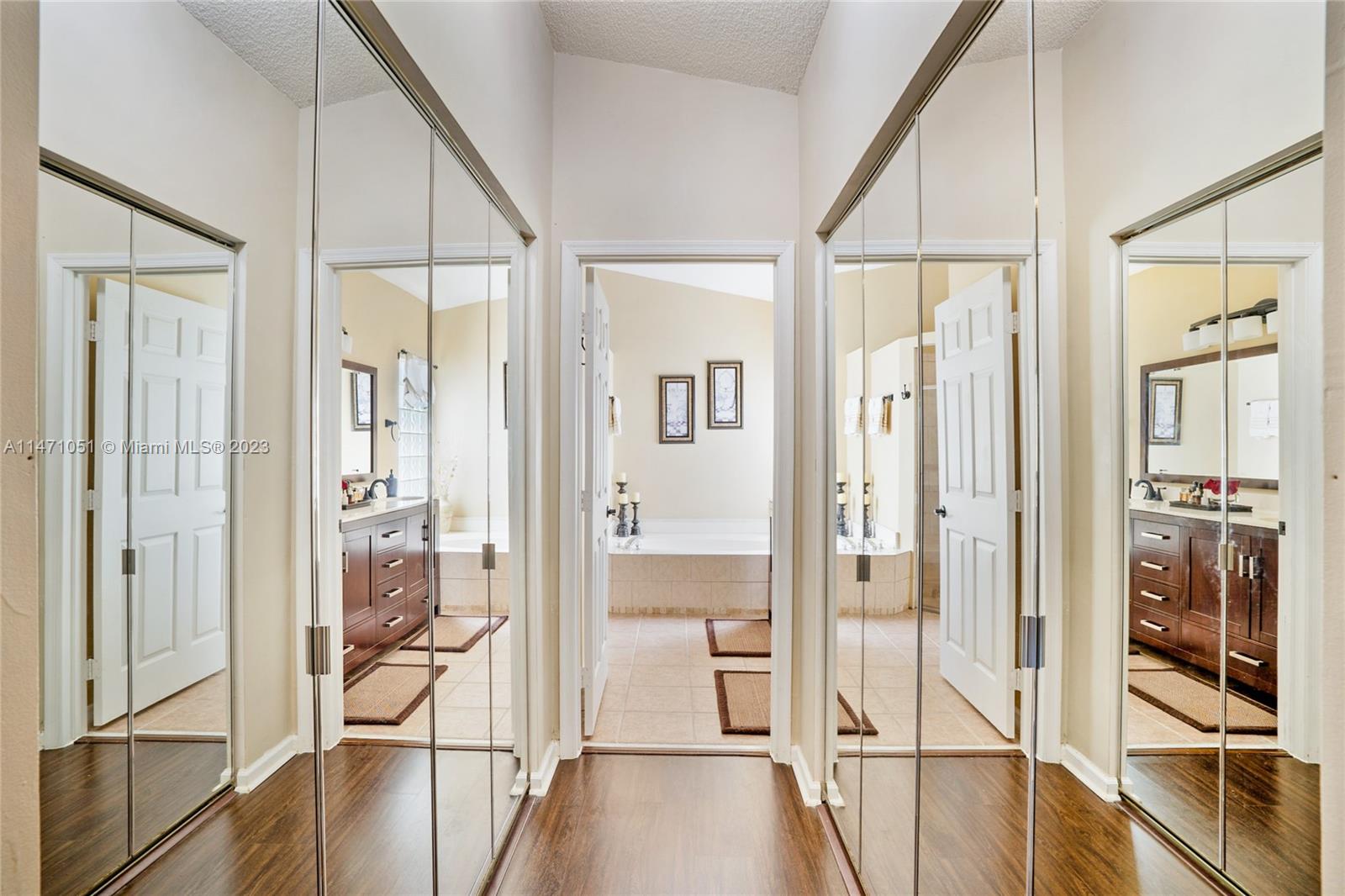 PIPERS GLEN A-3 - Residential