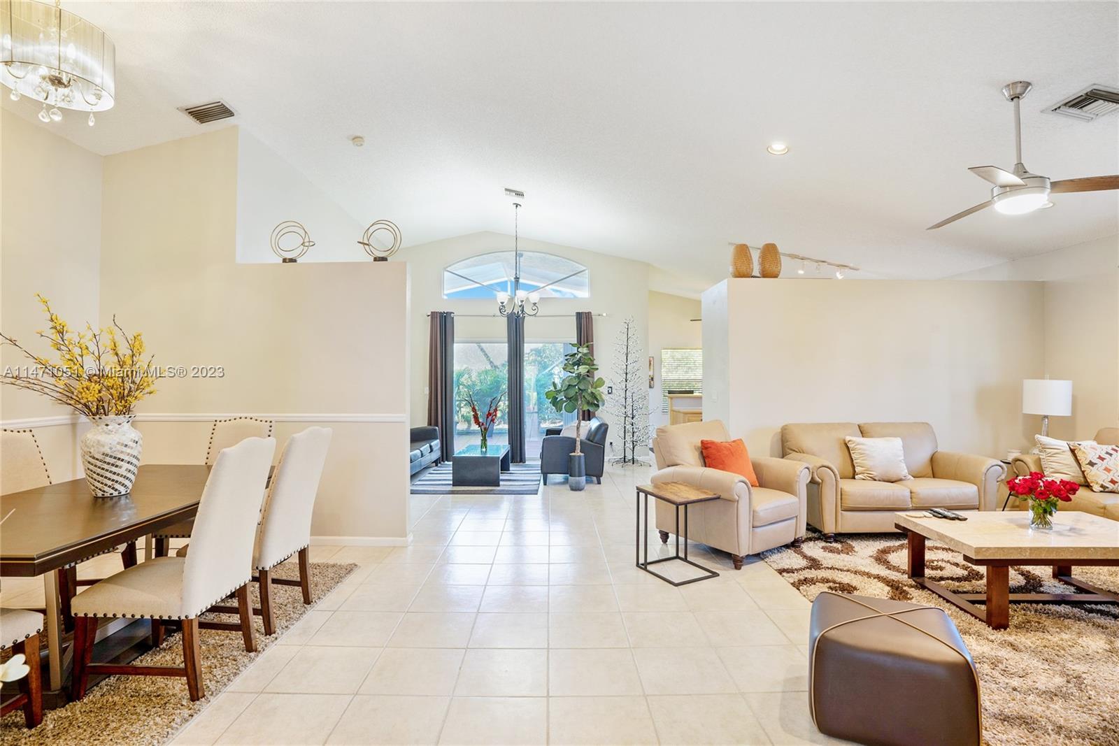PIPERS GLEN A-3 - Residential