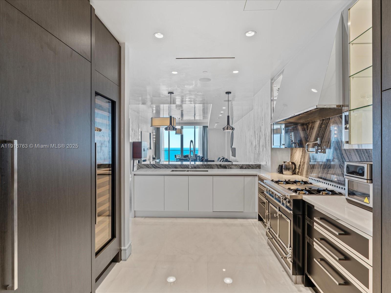 ESTATES AT ACQUALINA - Residential
