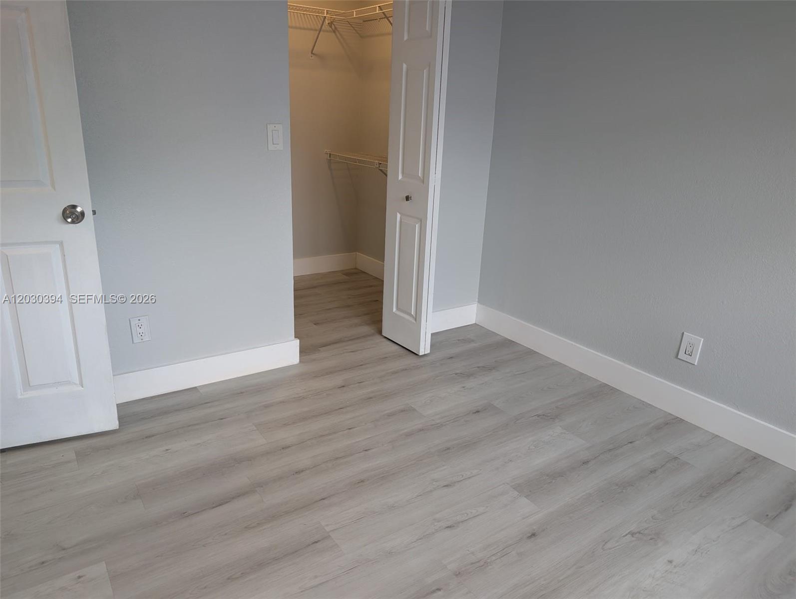PEMBROKE LAKES SECTION SE - Residential