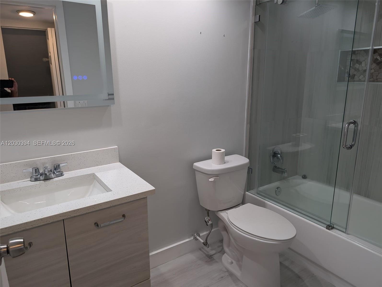 PEMBROKE LAKES SECTION SE - Residential