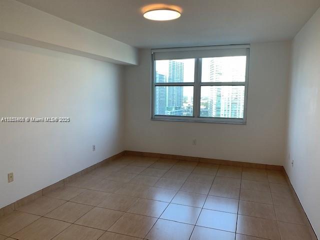 BRICKELL ON THE RIVER N T - Residential